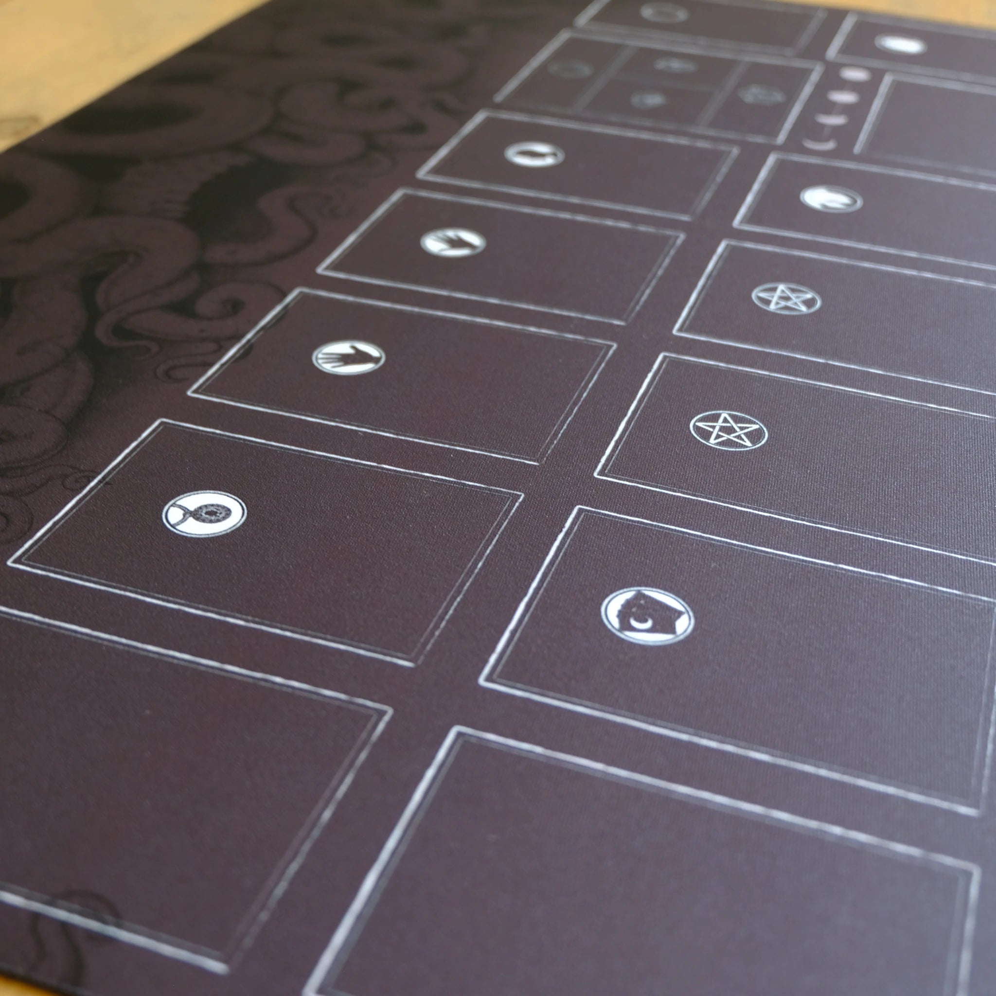 Arkham Horror LCG - Playmat Blue Oni Games Arkham Horror LCG - Playmat Blue Oni Games